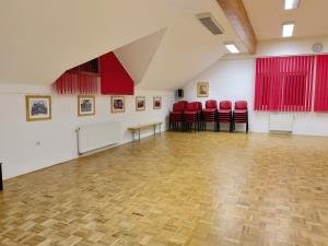 Dvorana PGD Grahovo 01